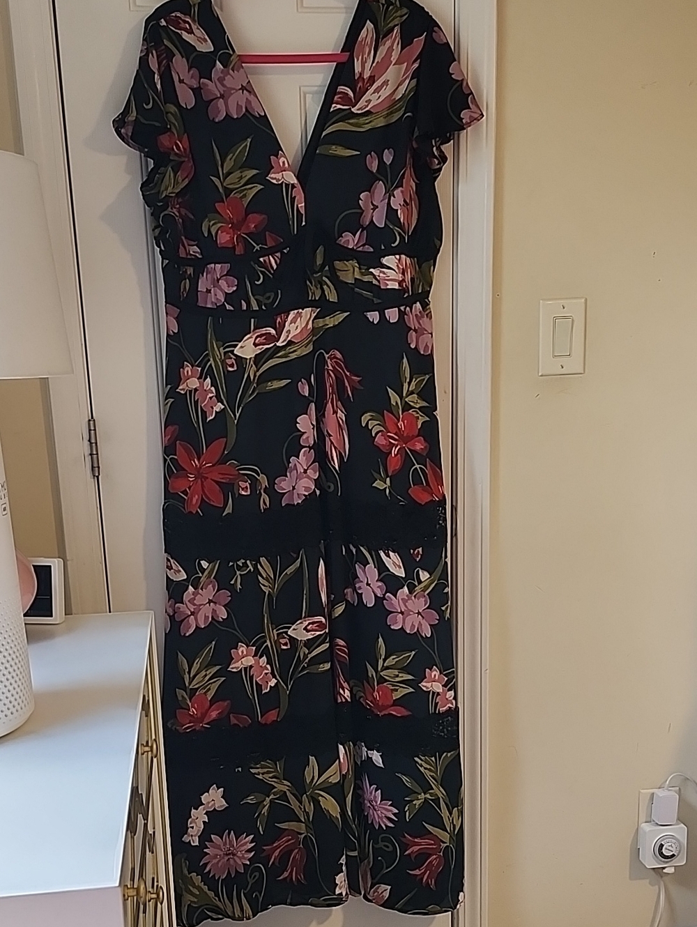 Floral V-Neck Wide-Leg Maxi Dresd With Slip  in Black